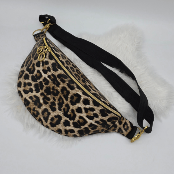 Gürteltasche / Crossbody Bag Junis - Leo